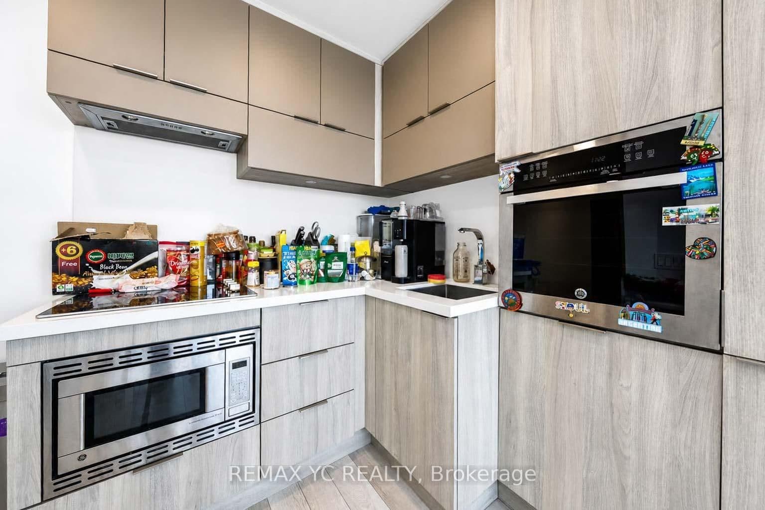 39 Roehampton Avenue, Unit 3708 thumbnail 6