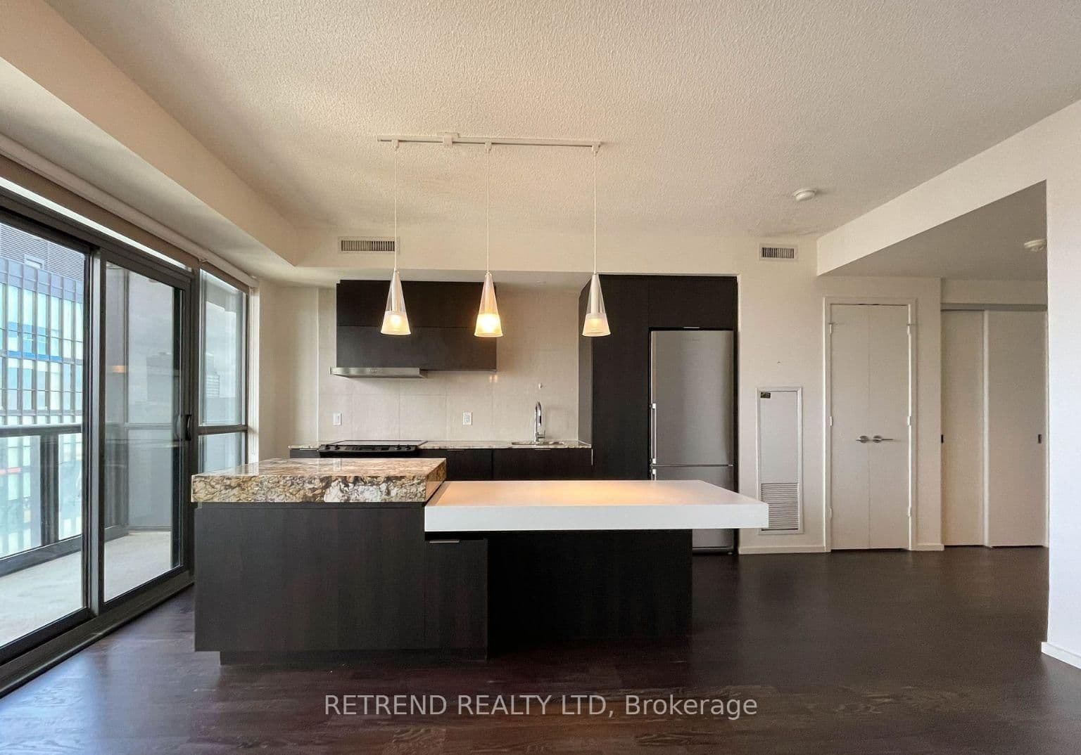 101 Charles Street E, Unit 4409 thumbnail 7