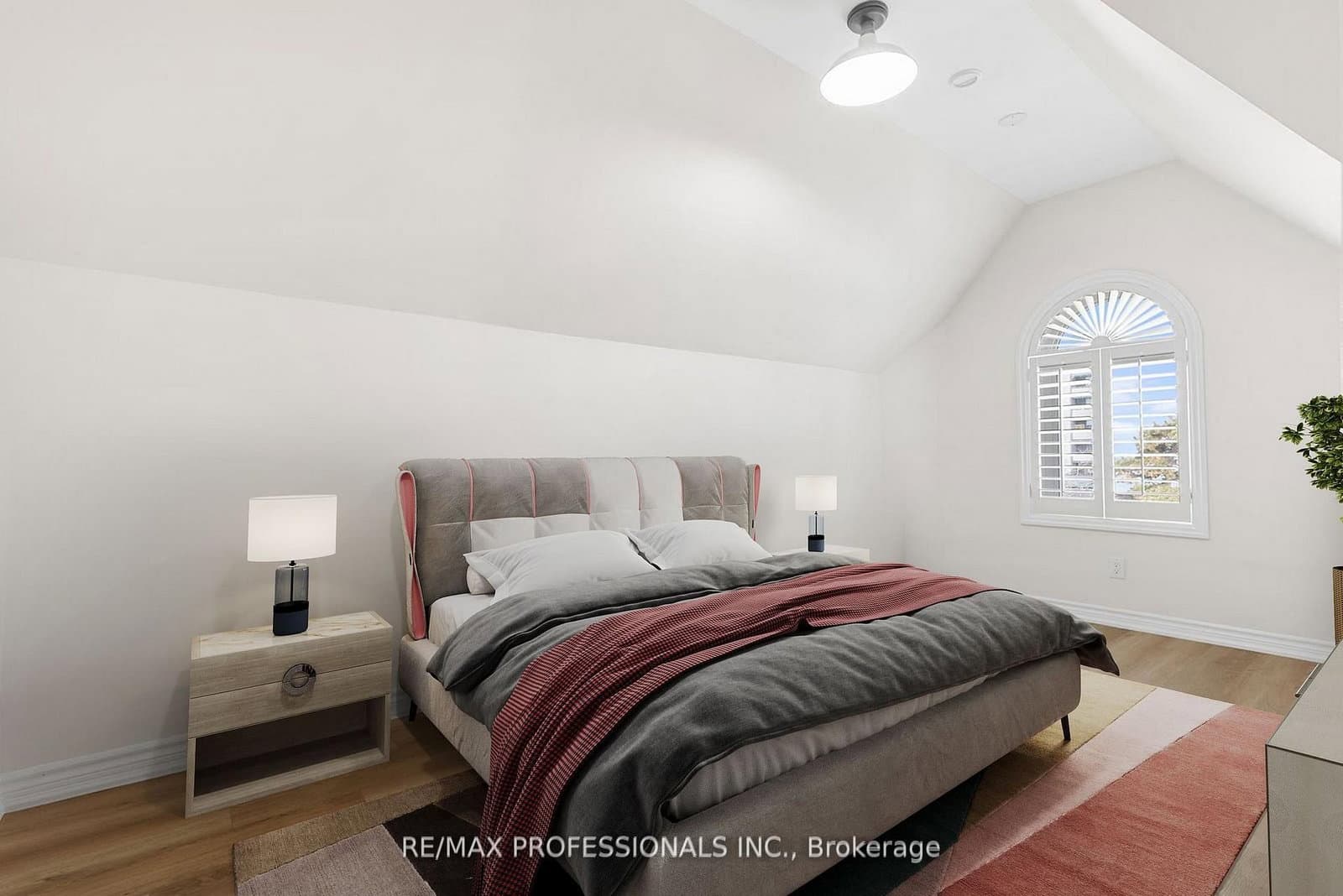 253 Wellesley Street E, Unit C thumbnail 23