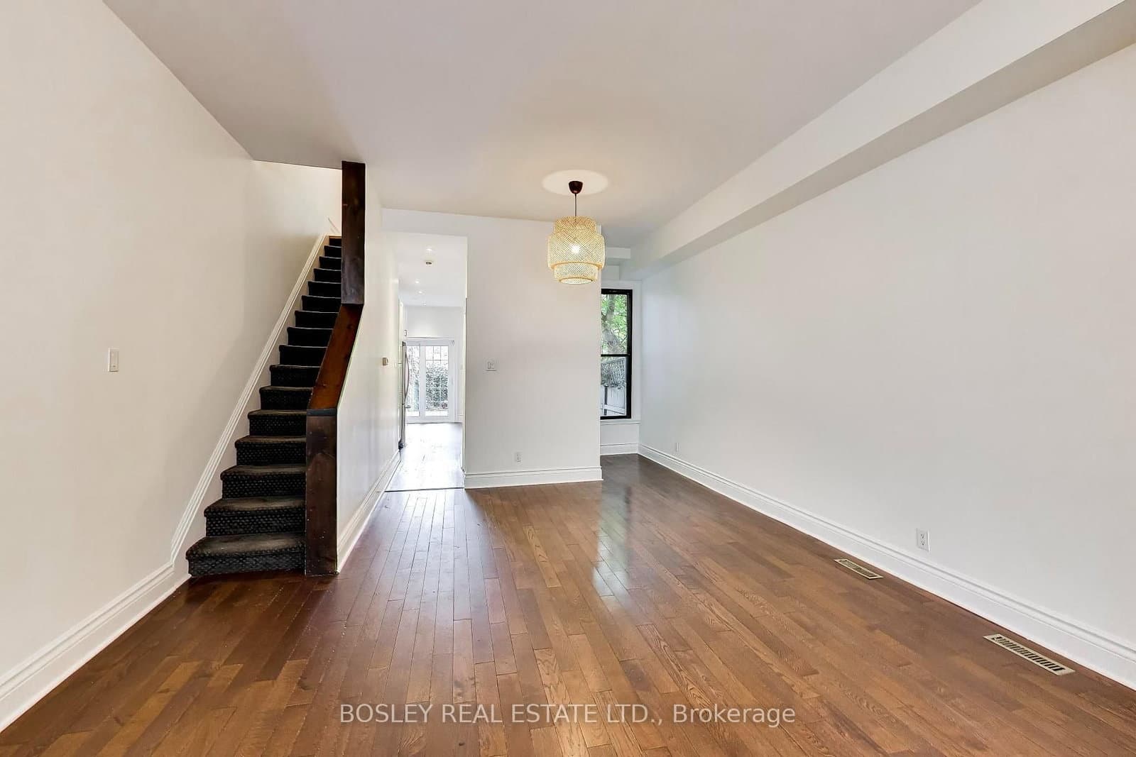 295 Seaton Street thumbnail 24
