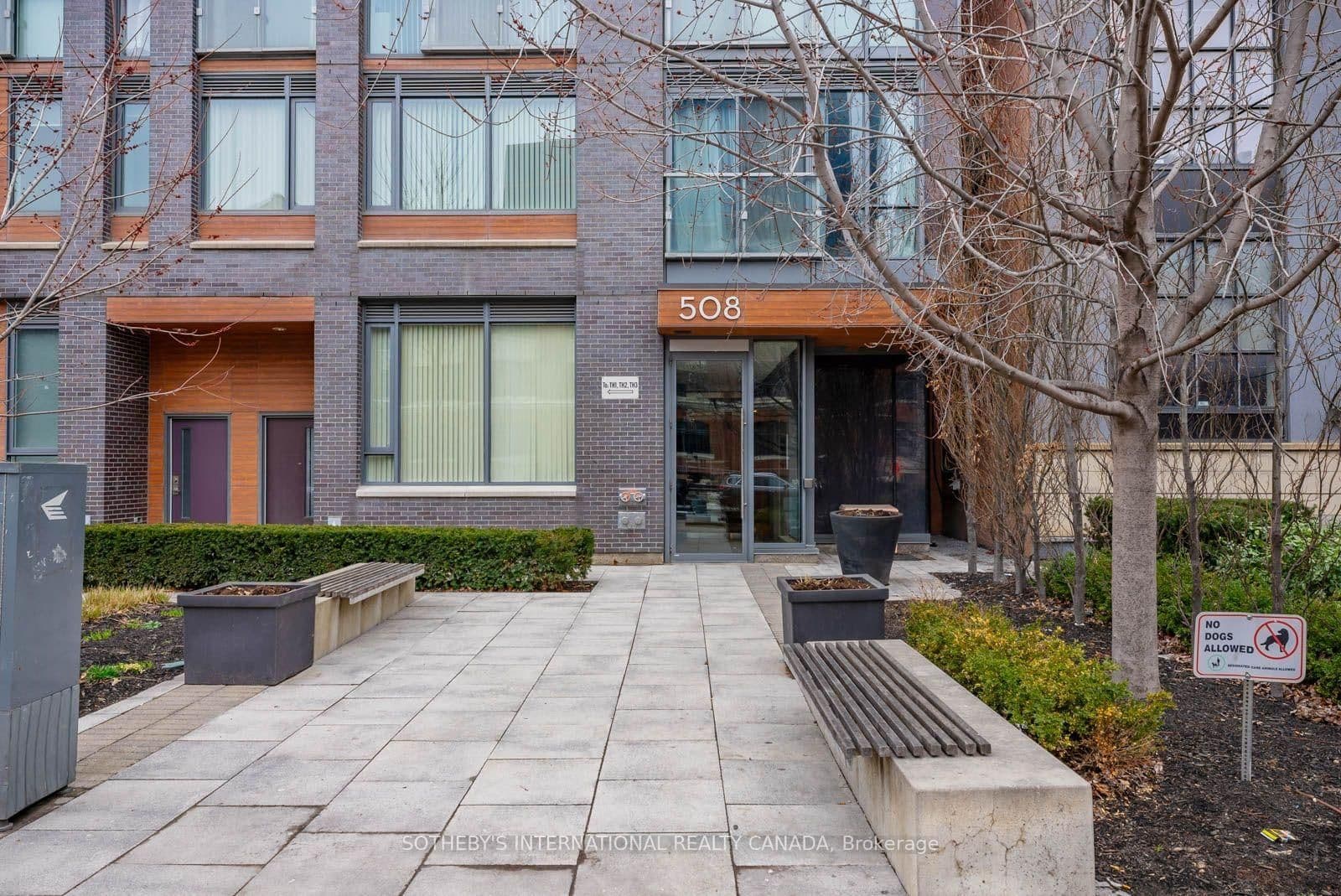 508 Wellington Street W, Unit 901 - Image 1