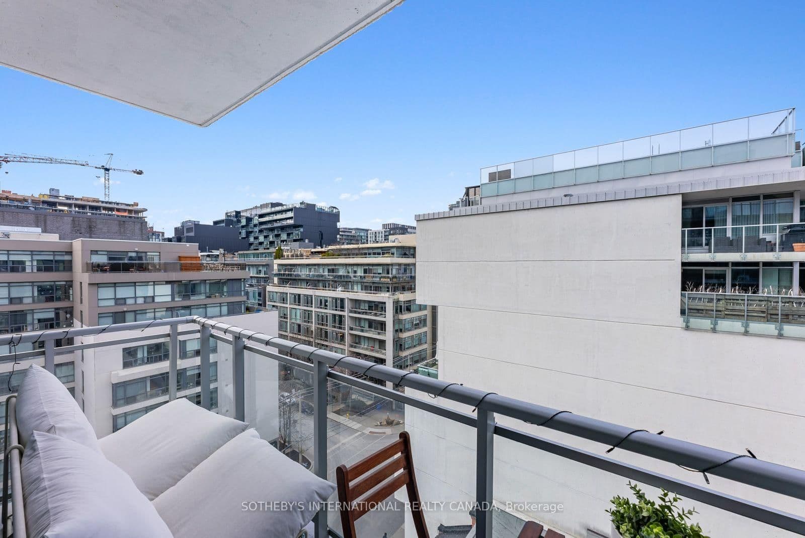 508 Wellington Street W, Unit 901 thumbnail 23