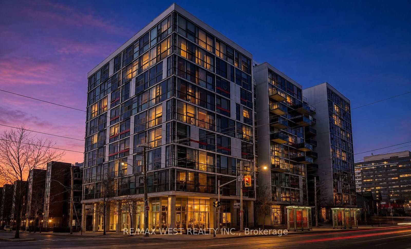 60 Bathurst Street, Unit 401 - Image 1