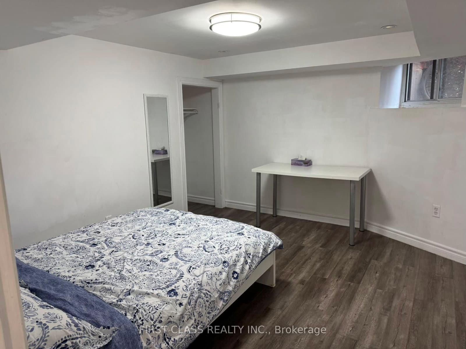 524 Bathurst Street, Unit Bsmnt thumbnail 8