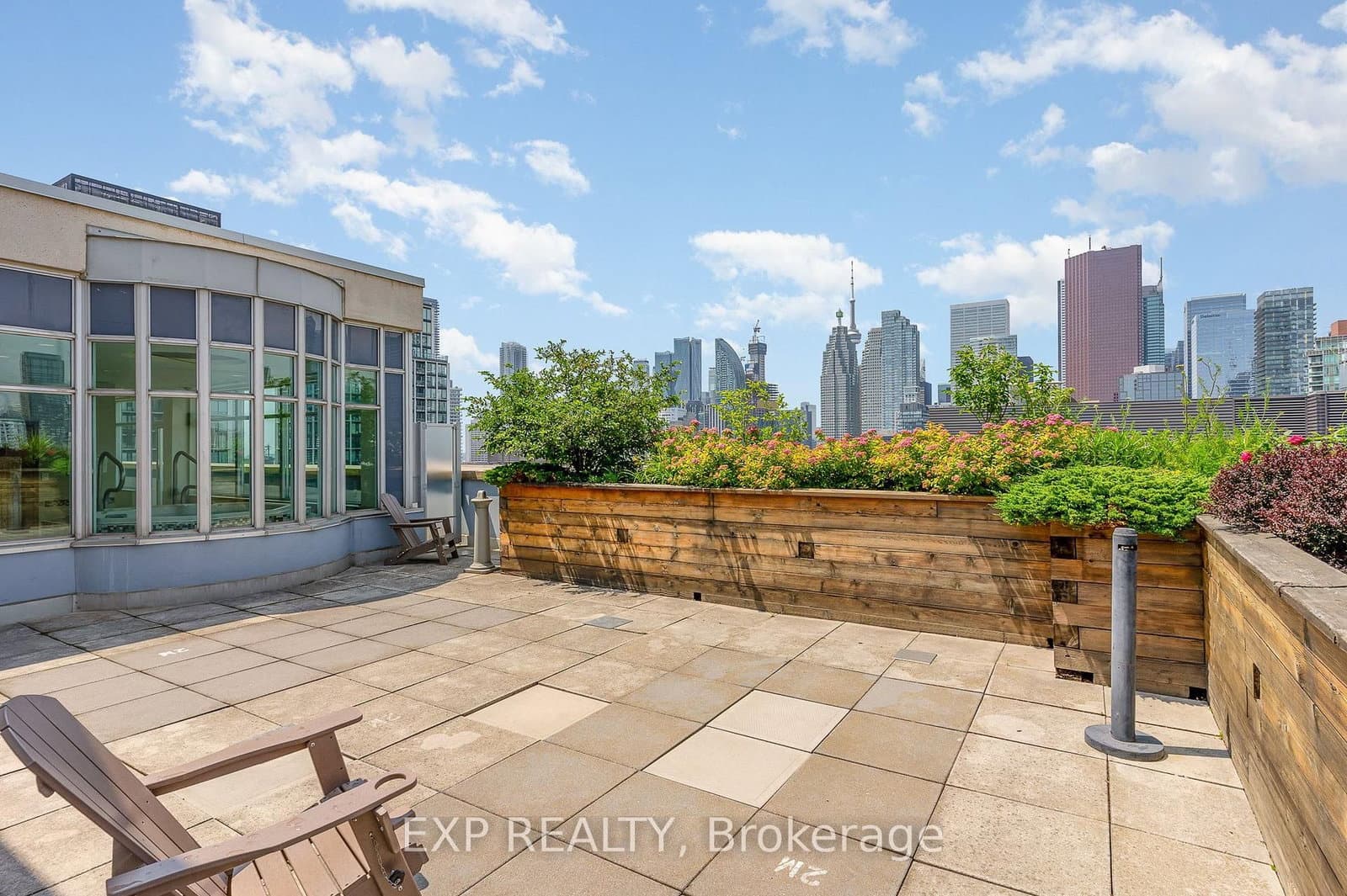 230 King Street, Unit 614 thumbnail 26