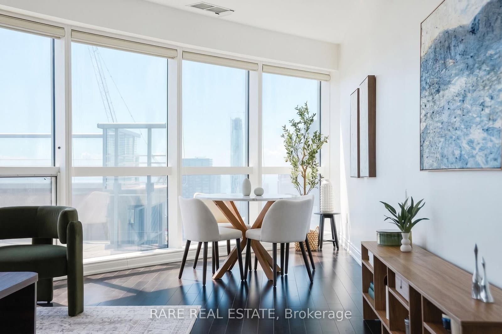 388 Yonge Street, Unit 5907 thumbnail 10