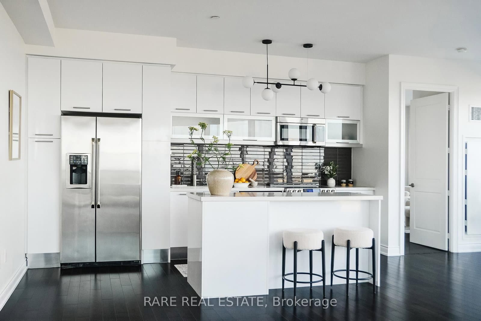 388 Yonge Street, Unit 5907 thumbnail 12