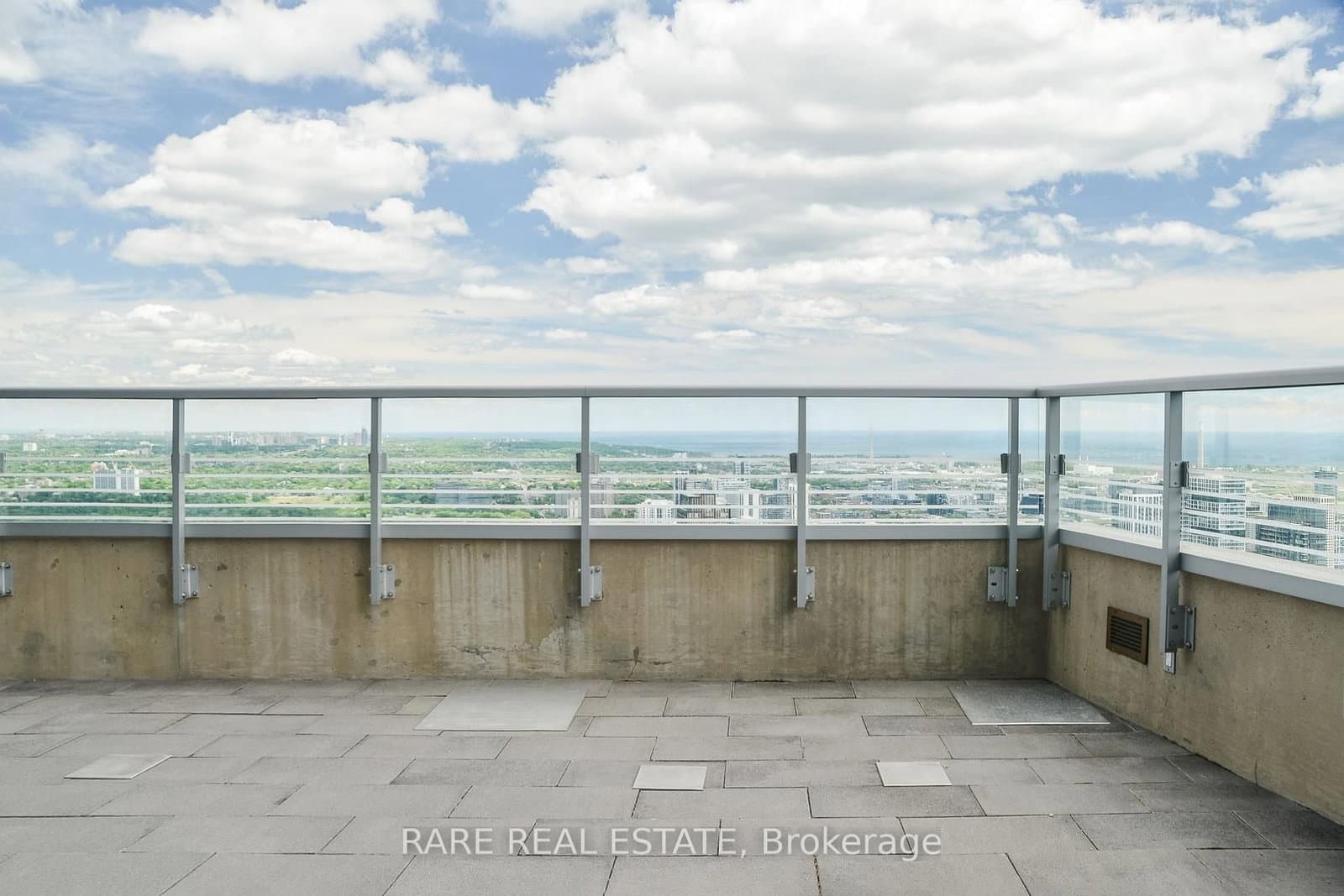 388 Yonge Street, Unit 5907 thumbnail 35