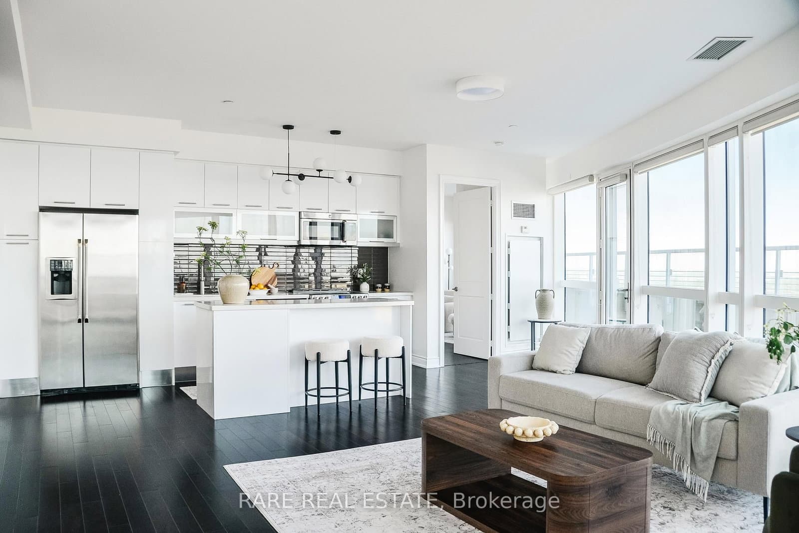 388 Yonge Street, Unit 5907 thumbnail 7