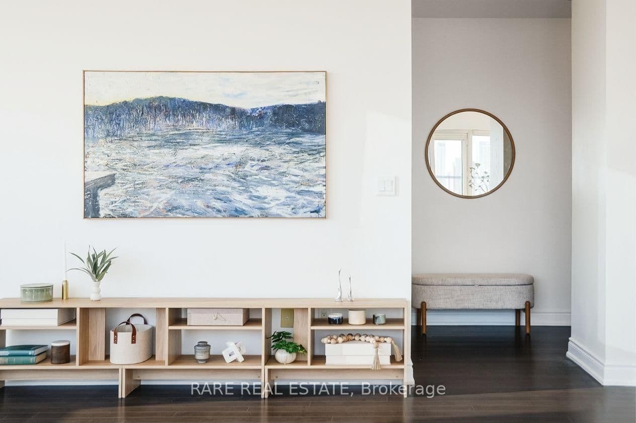 388 Yonge Street, Unit 5907 thumbnail 9