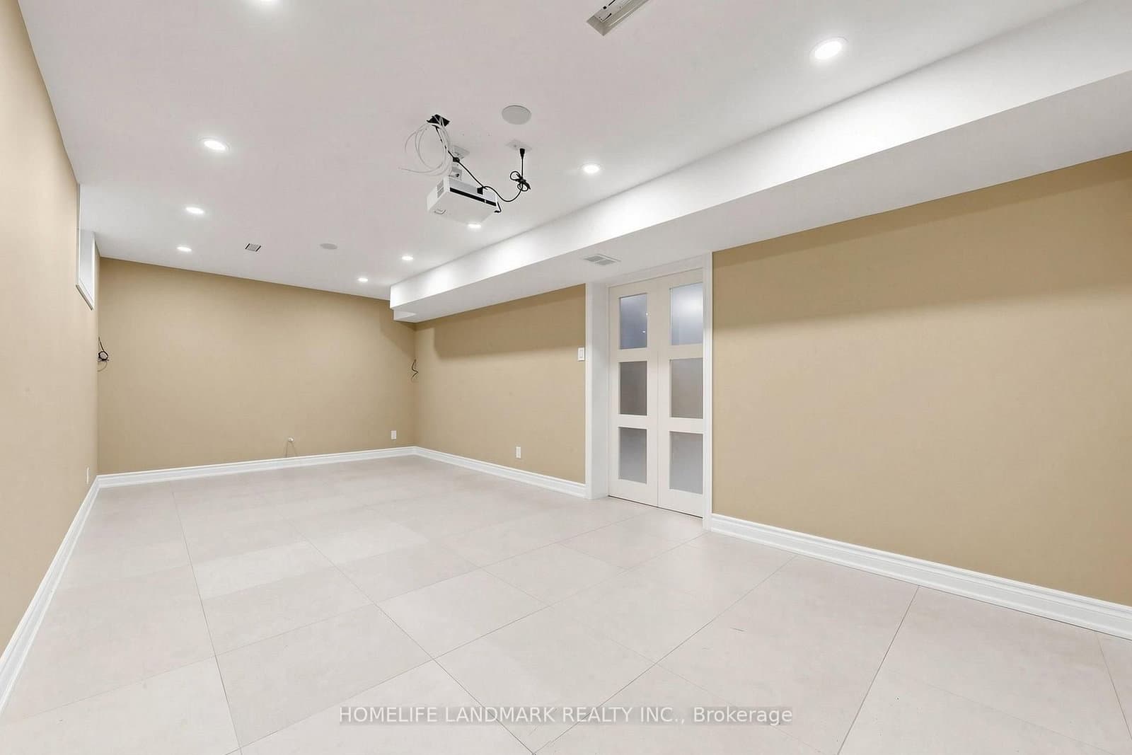 56 Kentland Crescent thumbnail 34