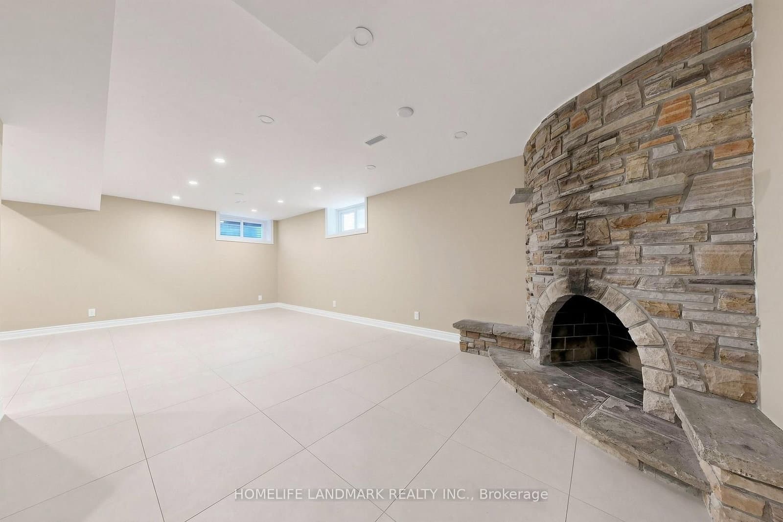 56 Kentland Crescent thumbnail 36