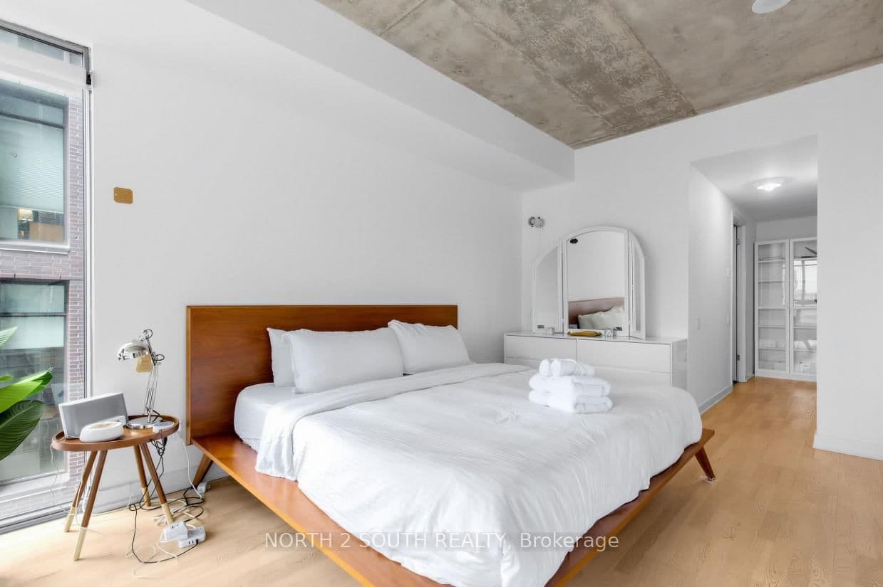 95 Bathurst Street, Unit 225 thumbnail 10