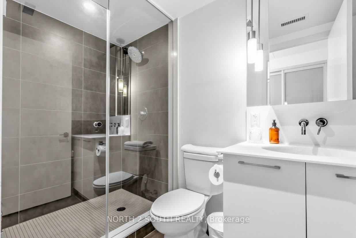 95 Bathurst Street, Unit 225 thumbnail 11