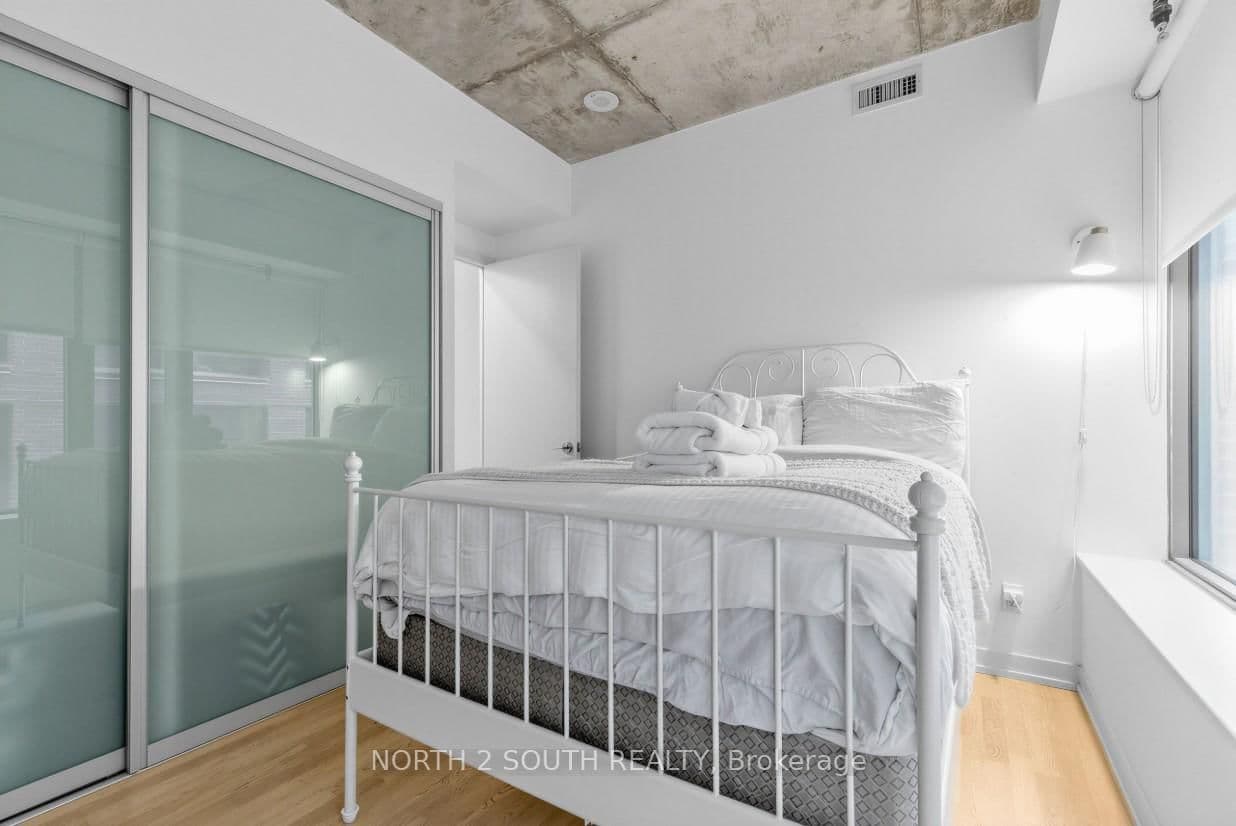 95 Bathurst Street, Unit 225 thumbnail 14
