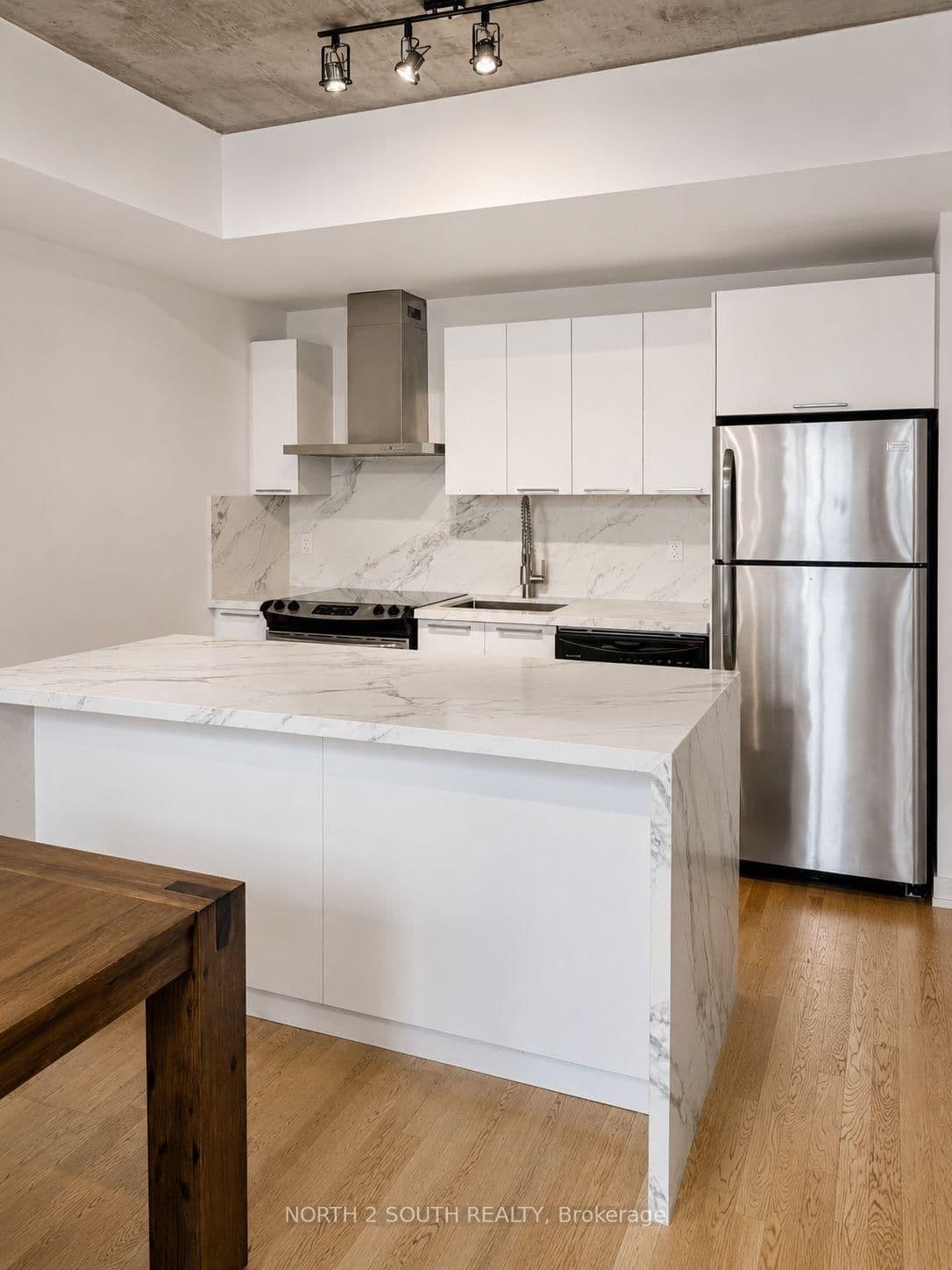 95 Bathurst Street, Unit 225 thumbnail 6