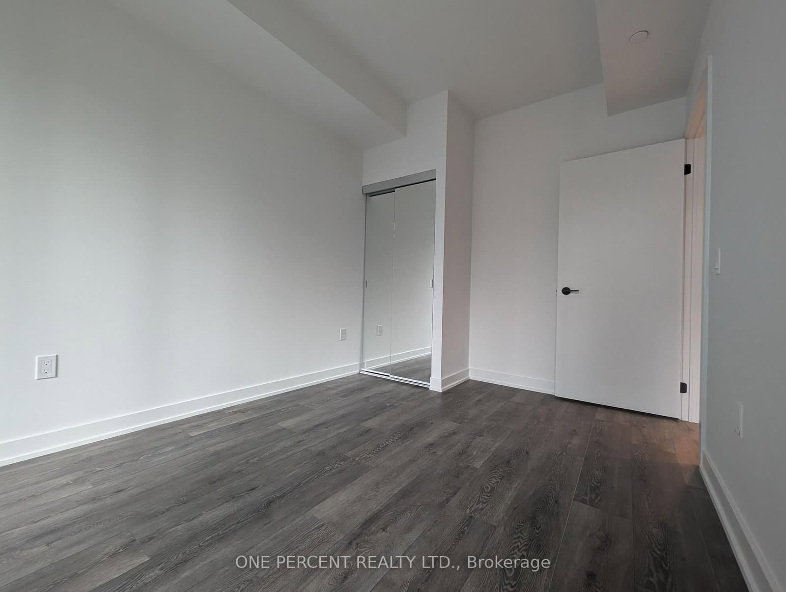 127 Broadway Avenue, Unit 1104 thumbnail 12