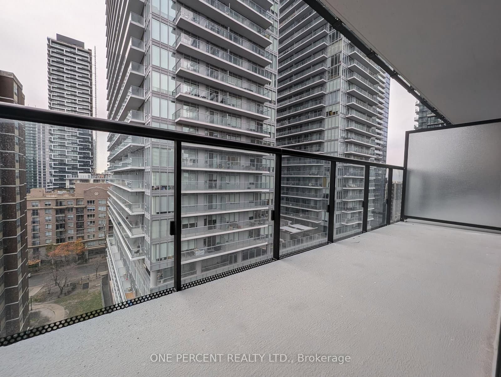 127 Broadway Avenue, Unit 1104 thumbnail 13