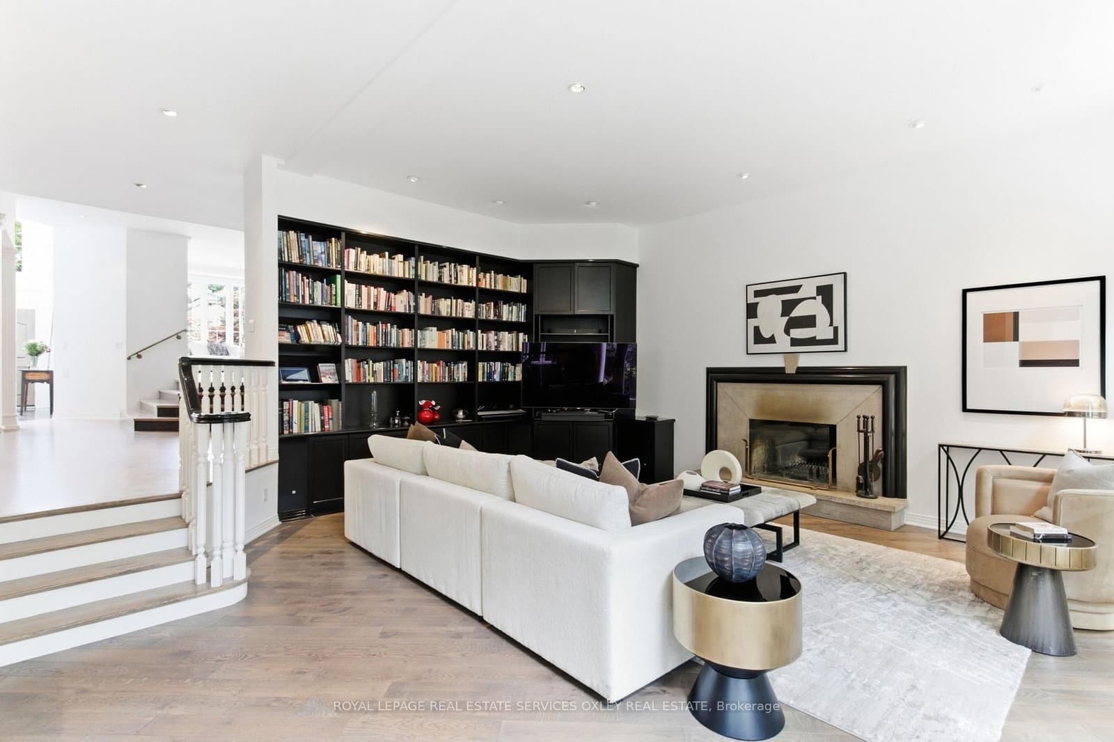 21 Astley Avenue thumbnail 14