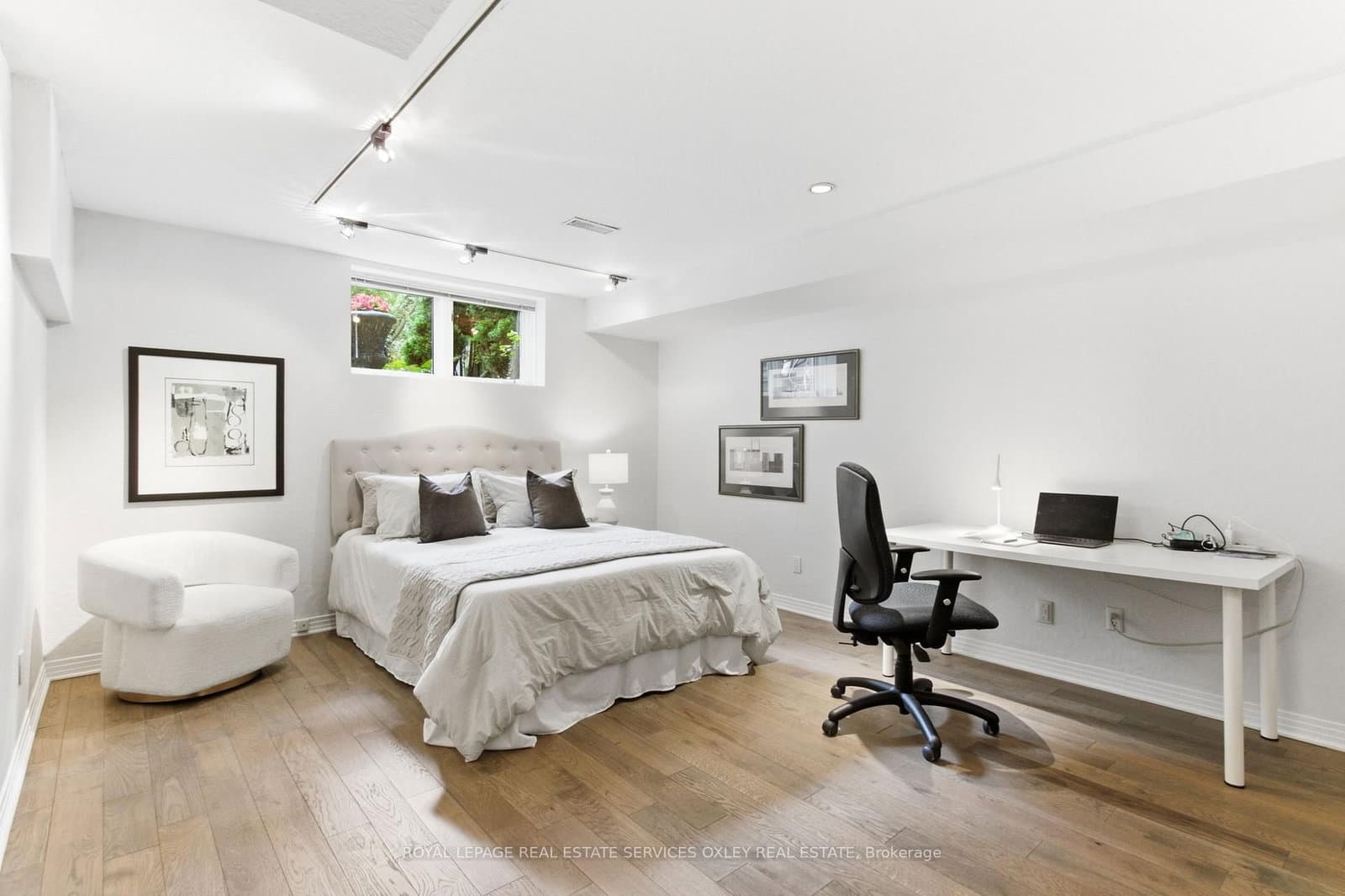 21 Astley Avenue thumbnail 33