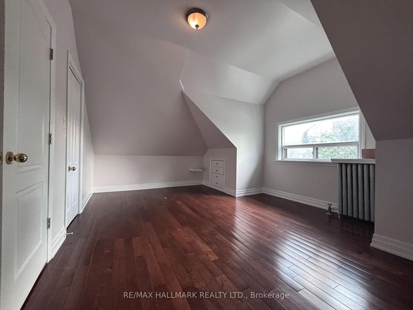 27 Delaware Avenue, Unit Loft thumbnail 13