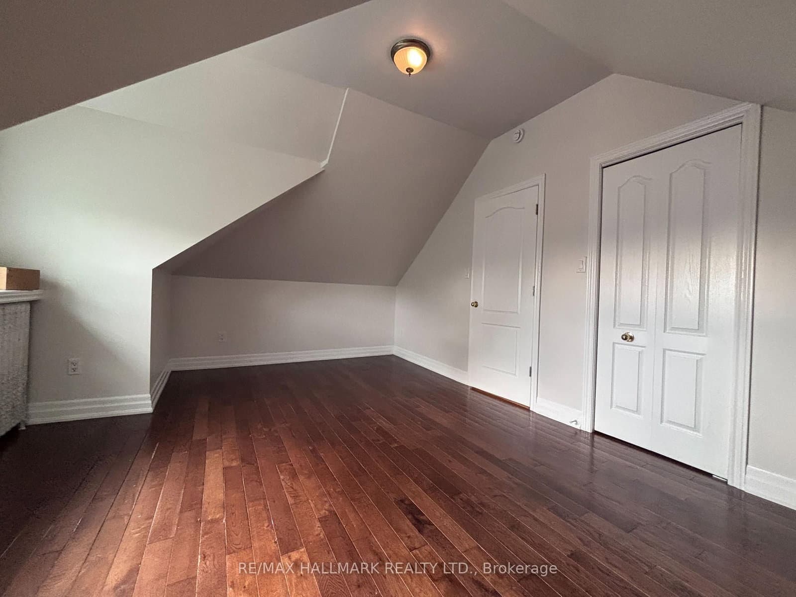 27 Delaware Avenue, Unit Loft thumbnail 14