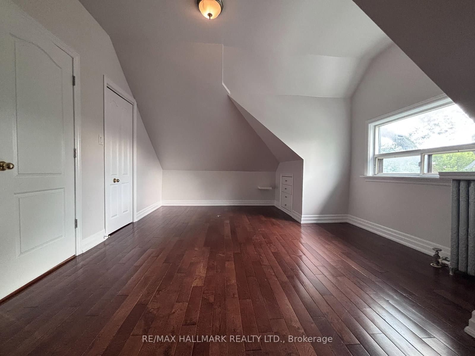 27 Delaware Avenue, Unit Loft thumbnail 15