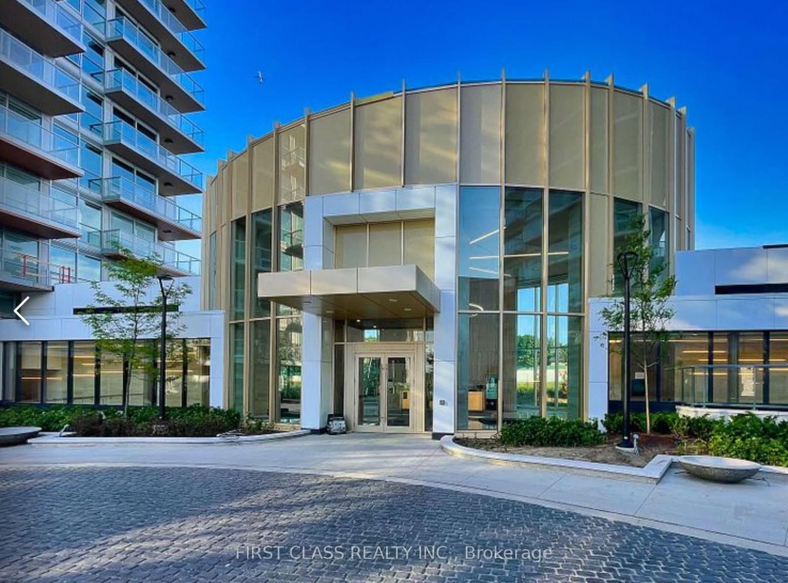 25 Mcmahon Drive, Unit 1707 - Image 1