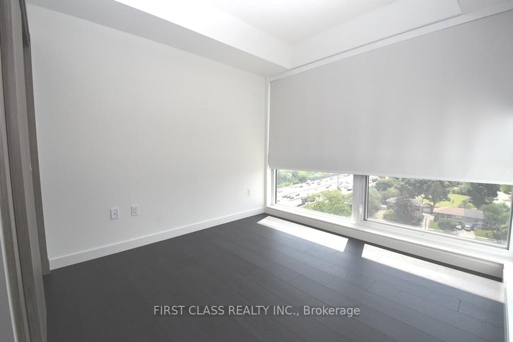 25 Mcmahon Drive, Unit 1707 thumbnail 16