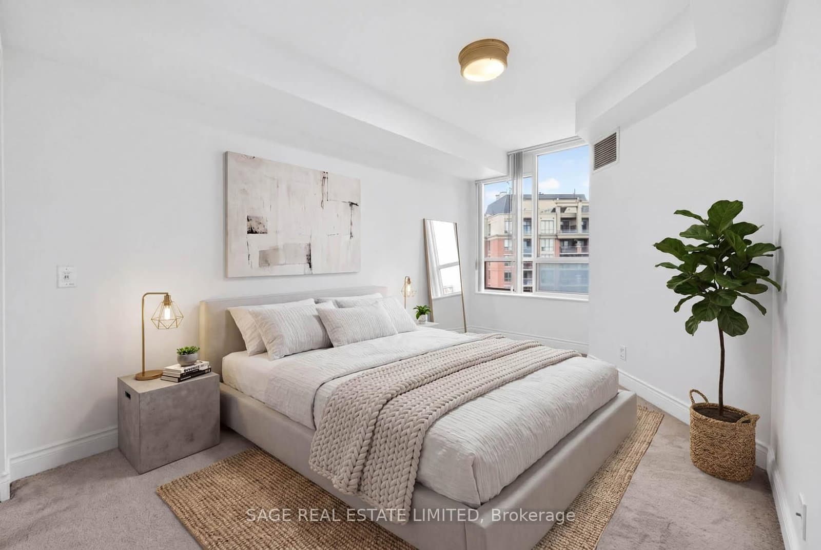 78 Harrison Garden Boulevard, Unit 1214 thumbnail 3