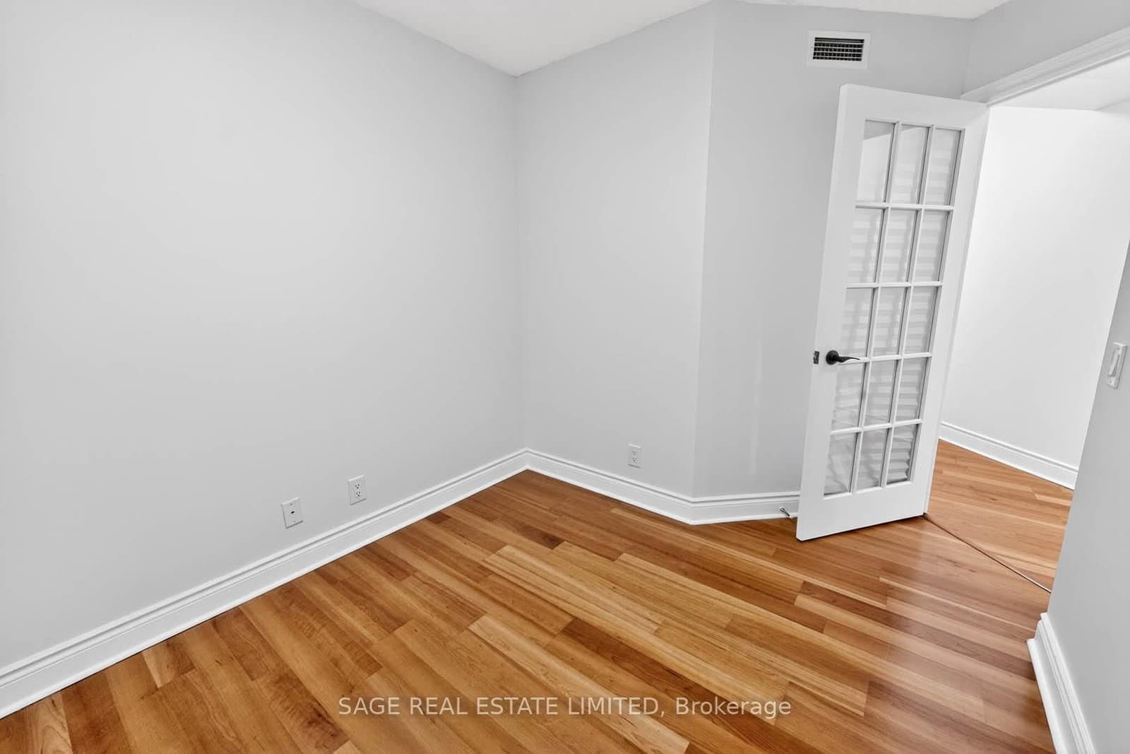78 Harrison Garden Boulevard, Unit 1214 thumbnail 7