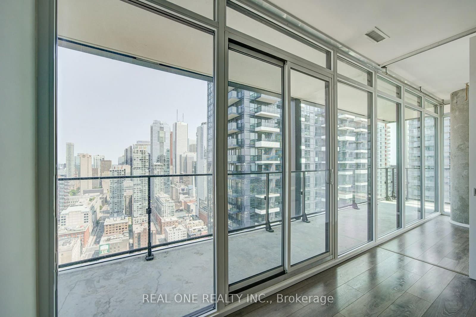 125 Peter Street, Unit 3409 thumbnail 11