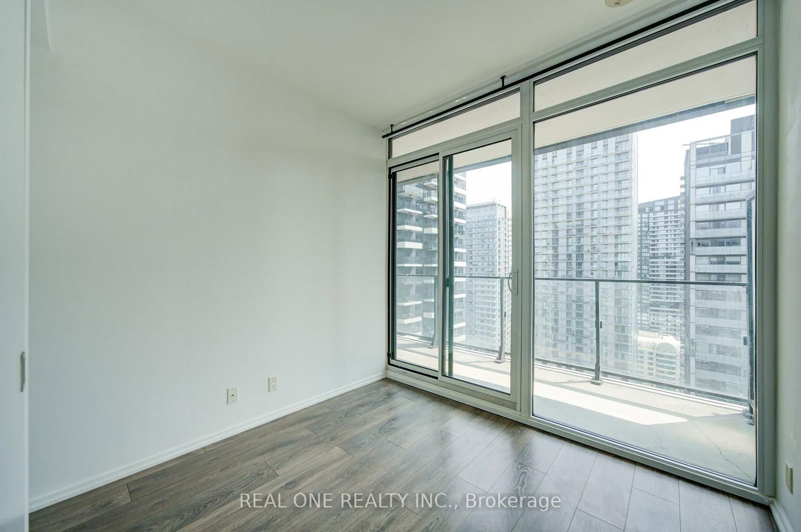 125 Peter Street, Unit 3409 thumbnail 13