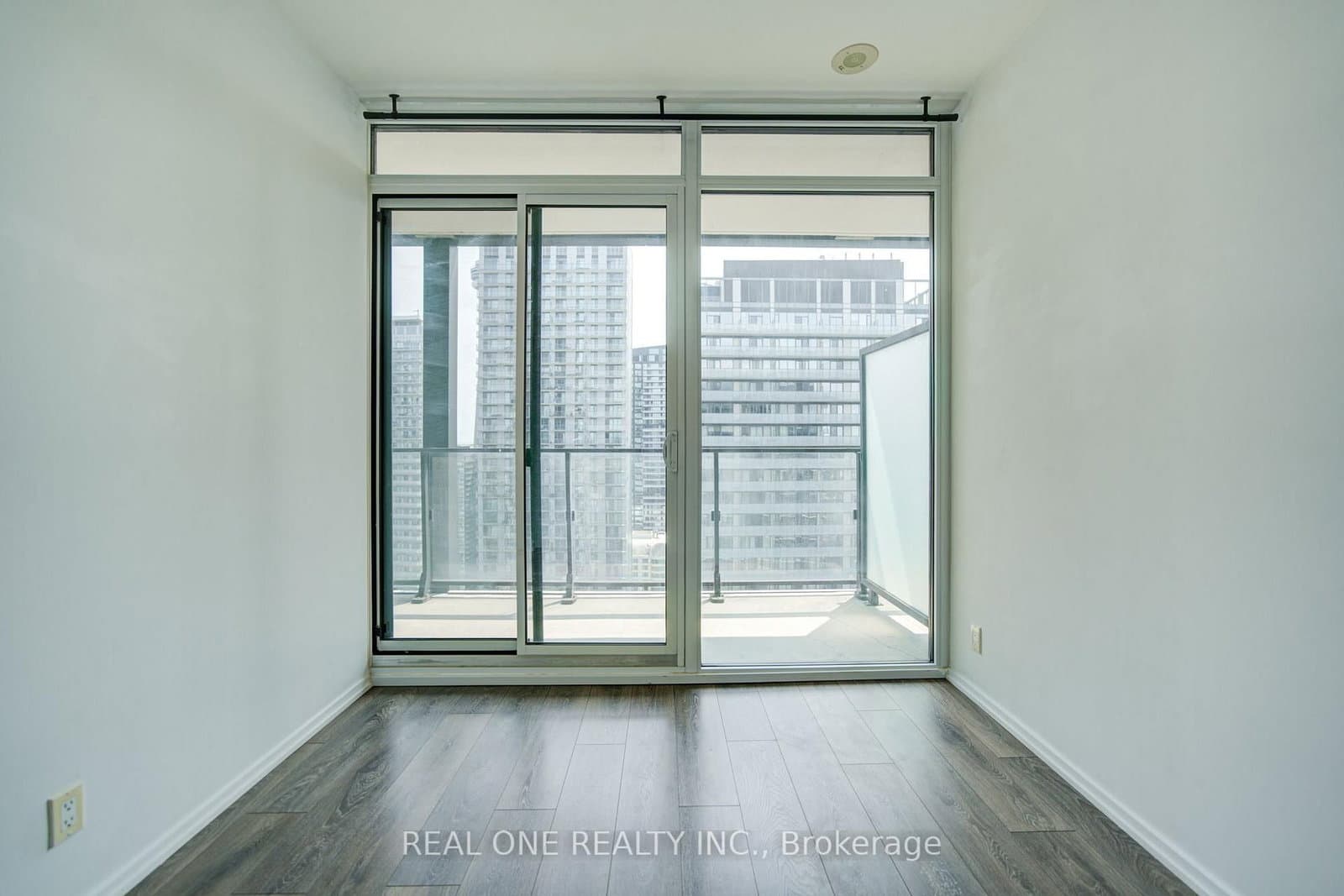 125 Peter Street, Unit 3409 thumbnail 14