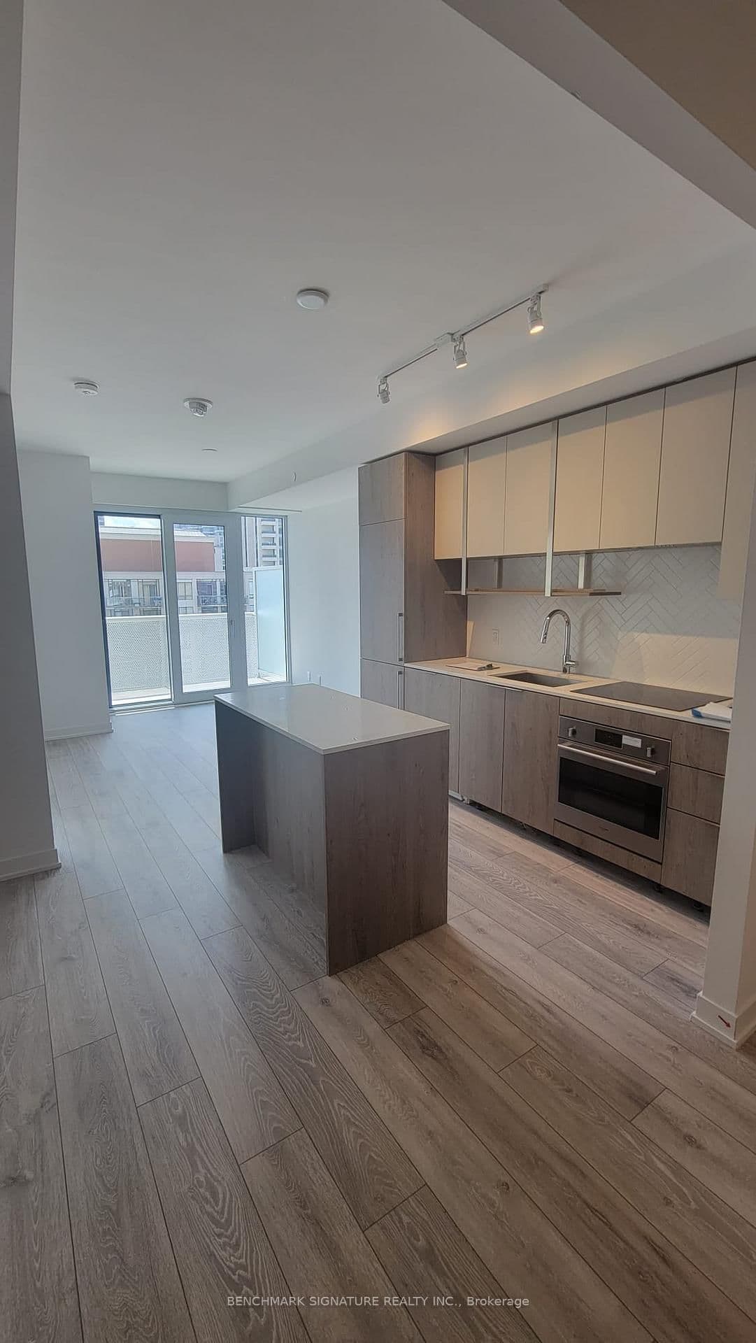 15 Holmes Avenue, Unit 1312 thumbnail 2