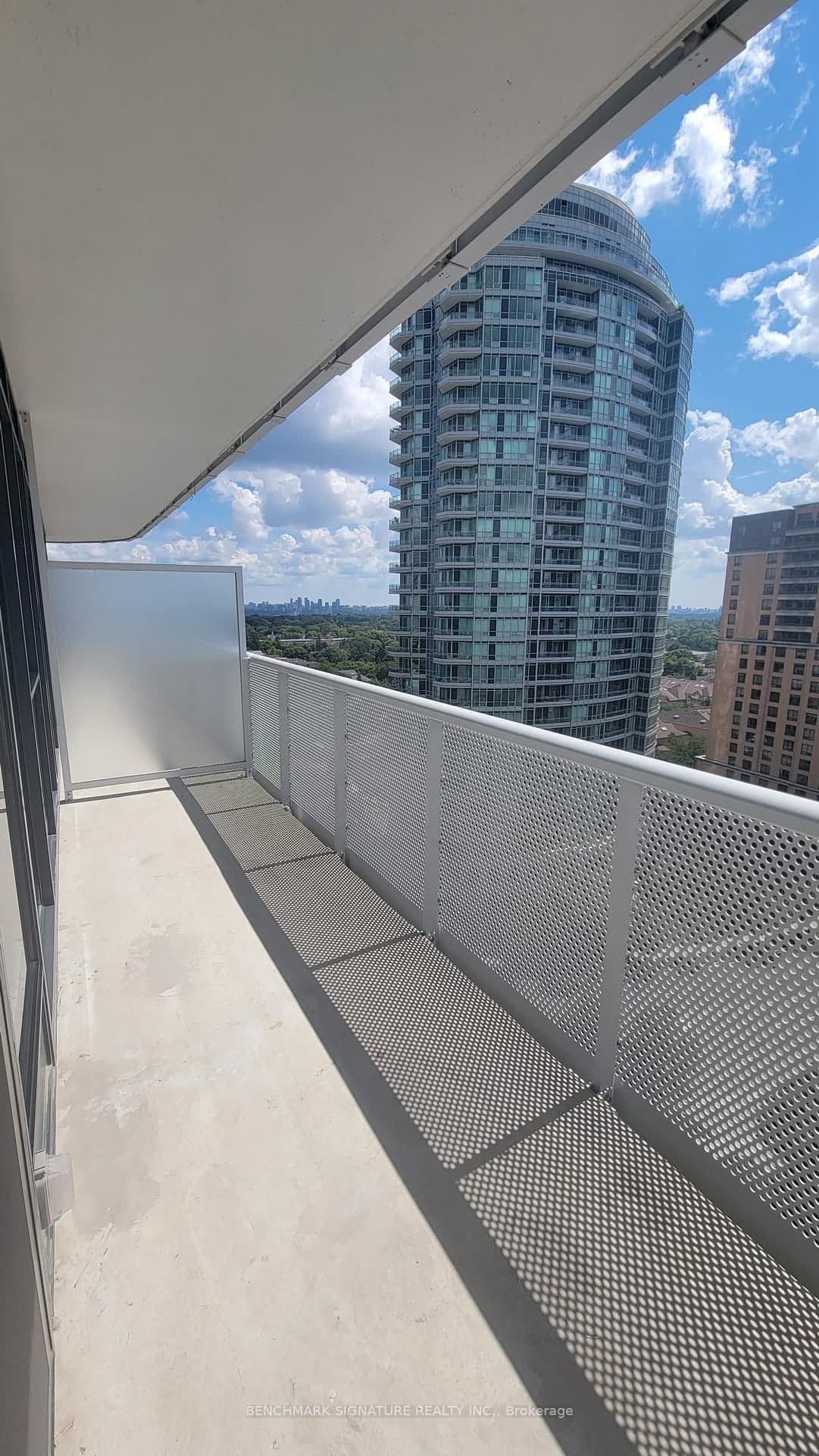 15 Holmes Avenue, Unit 1312 thumbnail 6