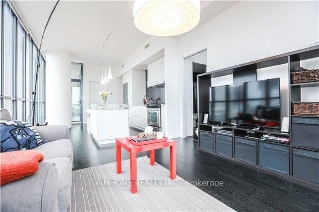 101 Charles Street E, Unit 2304 thumbnail 10