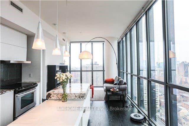 101 Charles Street E, Unit 2304 thumbnail 11