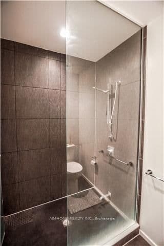 101 Charles Street E, Unit 2304 thumbnail 12