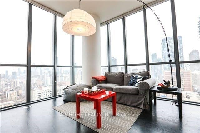 101 Charles Street E, Unit 2304 thumbnail 8