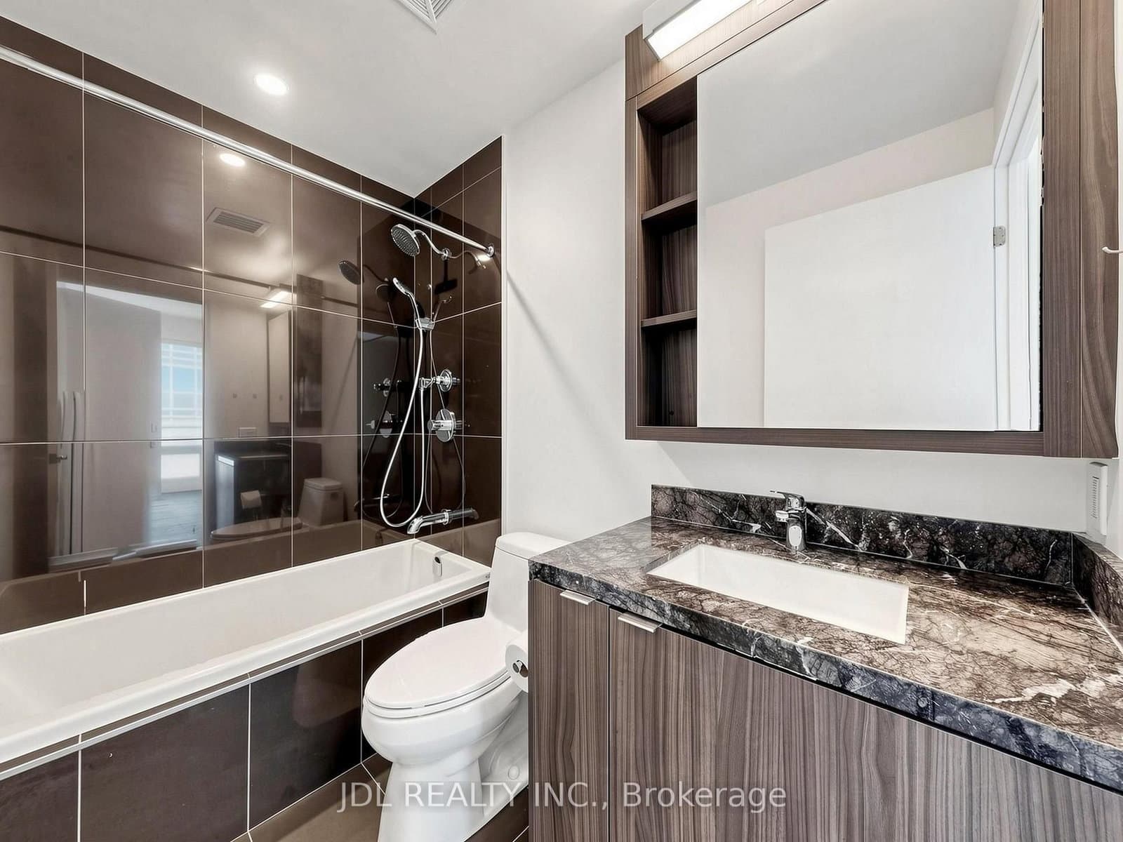 125 Blue Jays Way, Unit 3711 thumbnail 11
