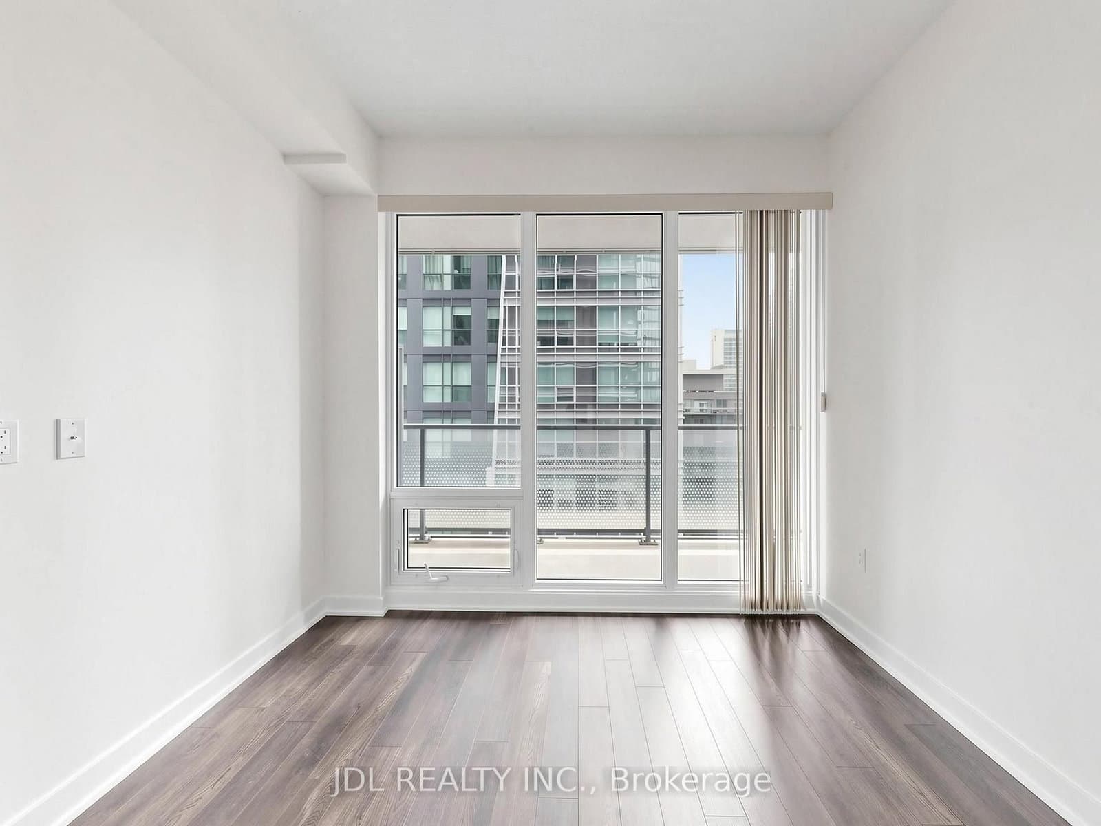 125 Blue Jays Way, Unit 3711 thumbnail 12