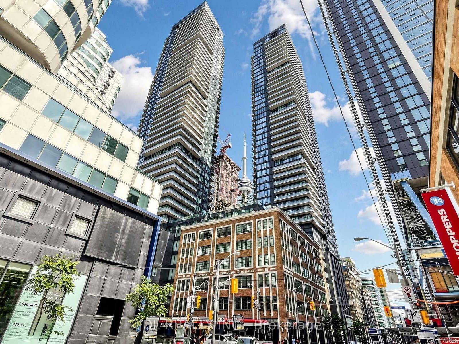 125 Blue Jays Way, Unit 3711 thumbnail 16