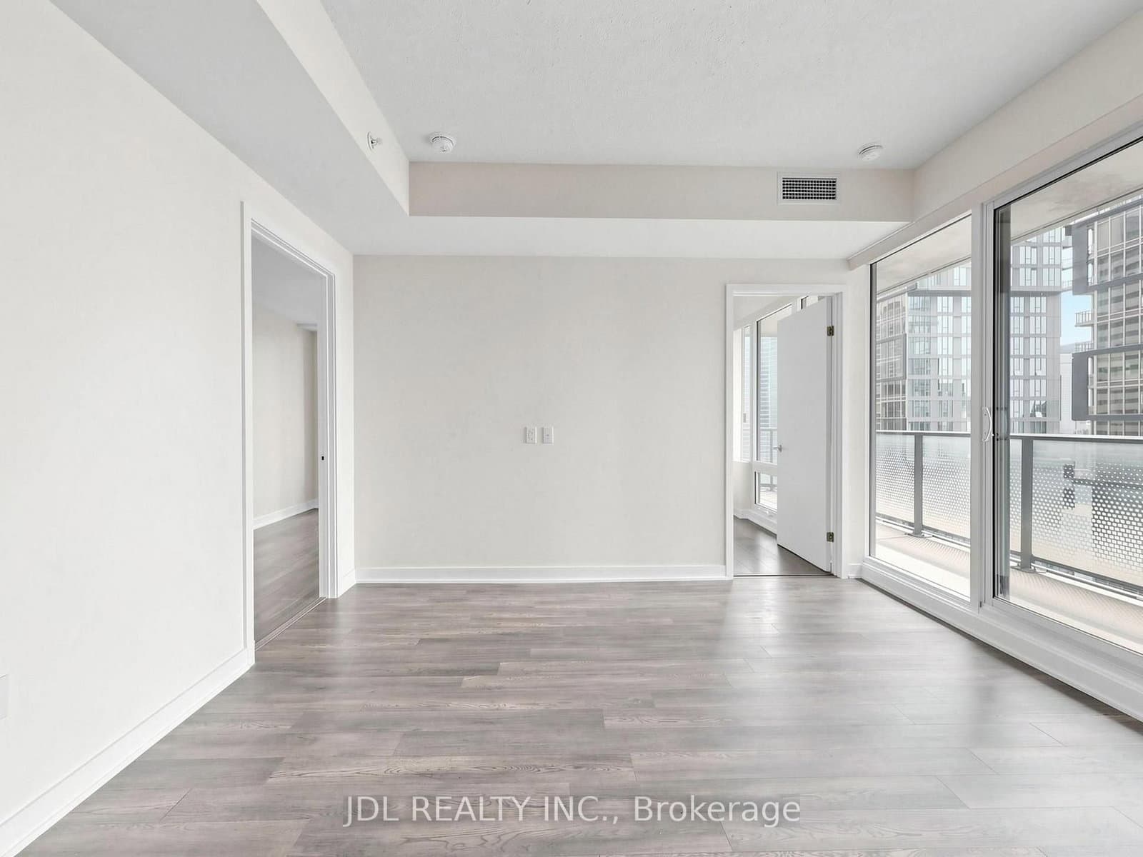 125 Blue Jays Way, Unit 3711 thumbnail 6
