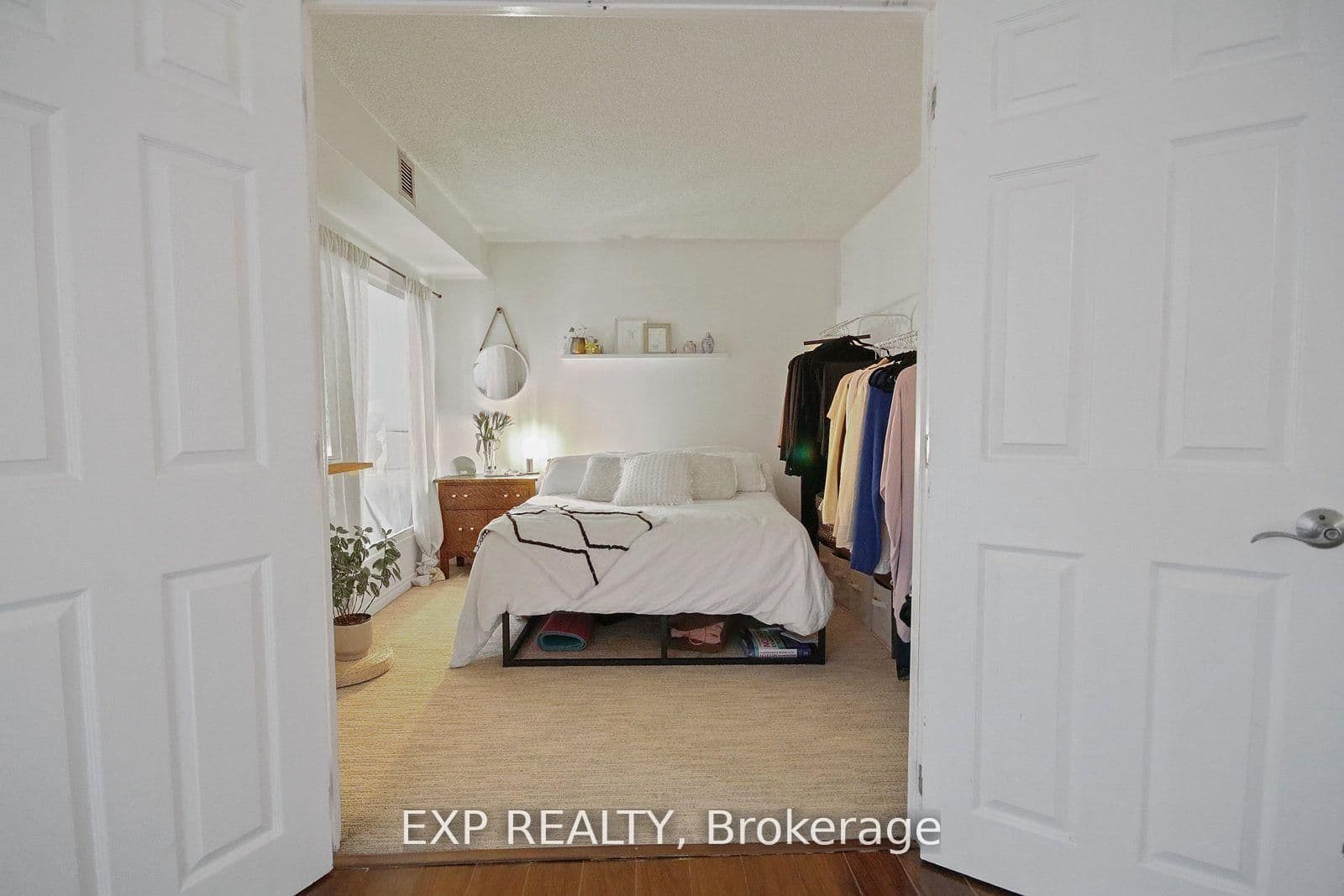 25 The Esplanade, Unit 808 thumbnail 15