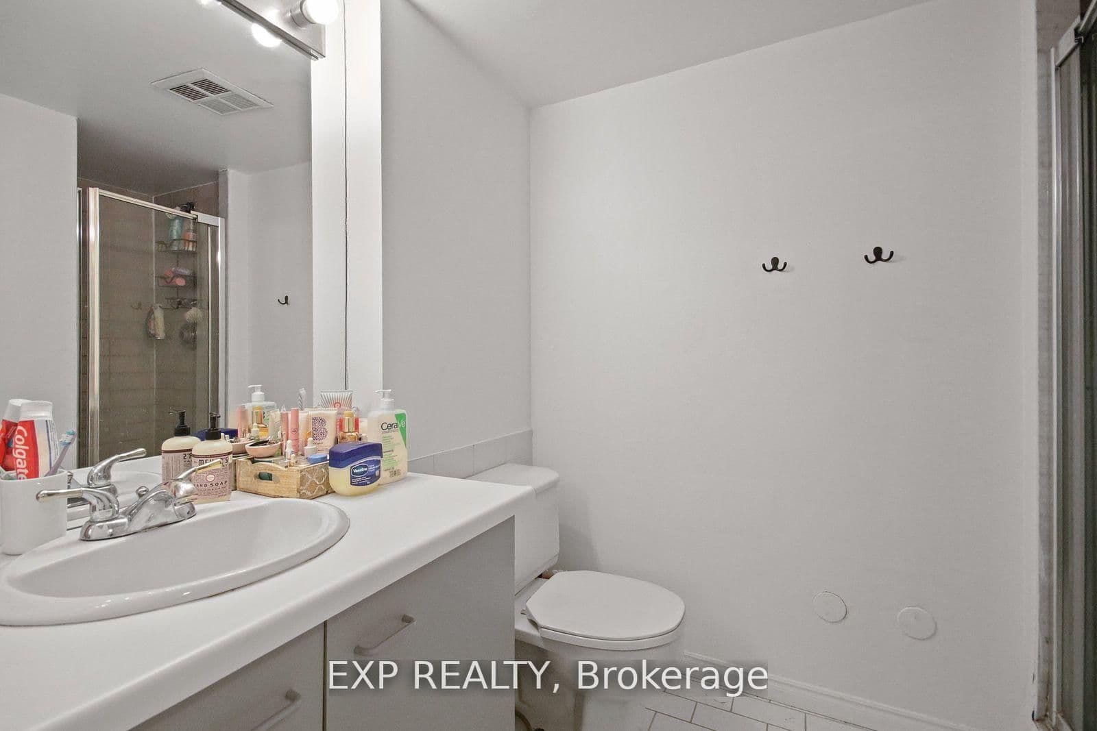 25 The Esplanade, Unit 808 thumbnail 21