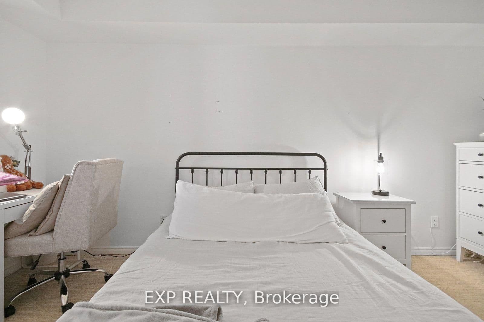 25 The Esplanade, Unit 808 thumbnail 22