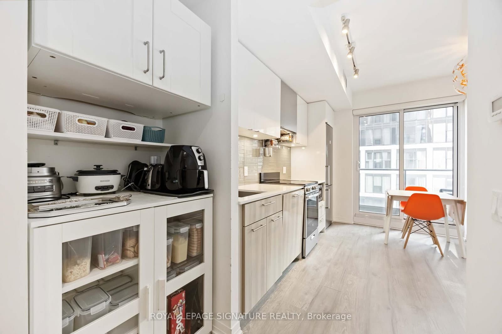 251 Jarvis Street, Unit 1725 thumbnail 15