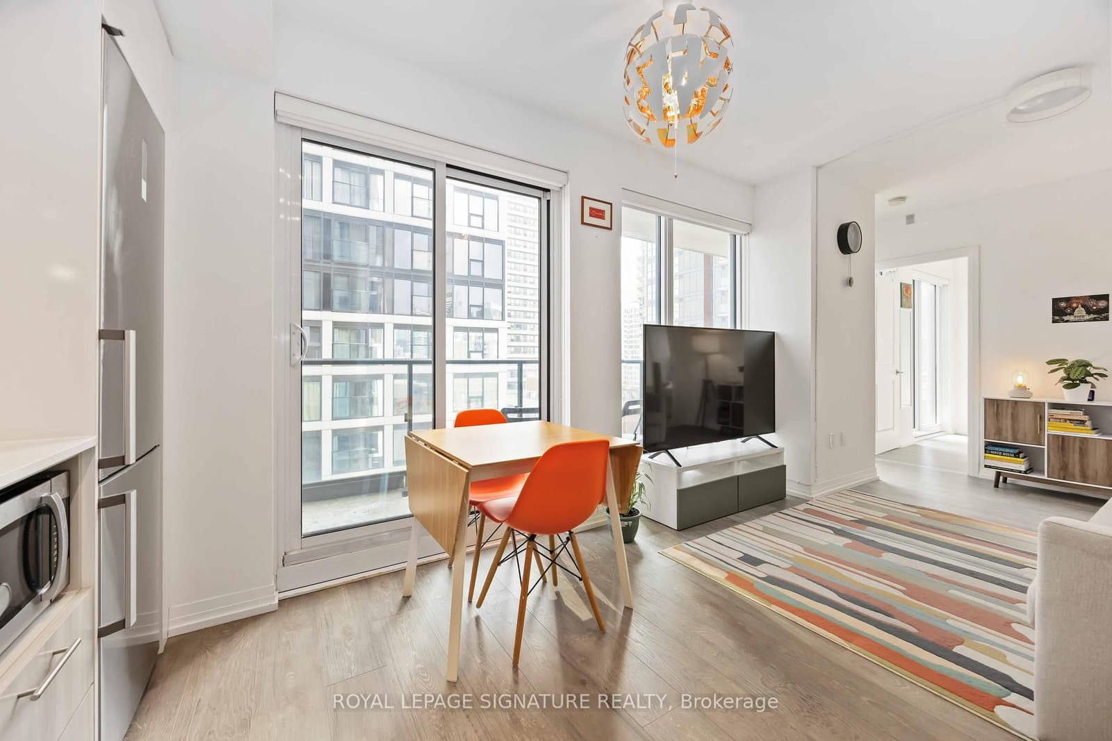 251 Jarvis Street, Unit 1725 thumbnail 6