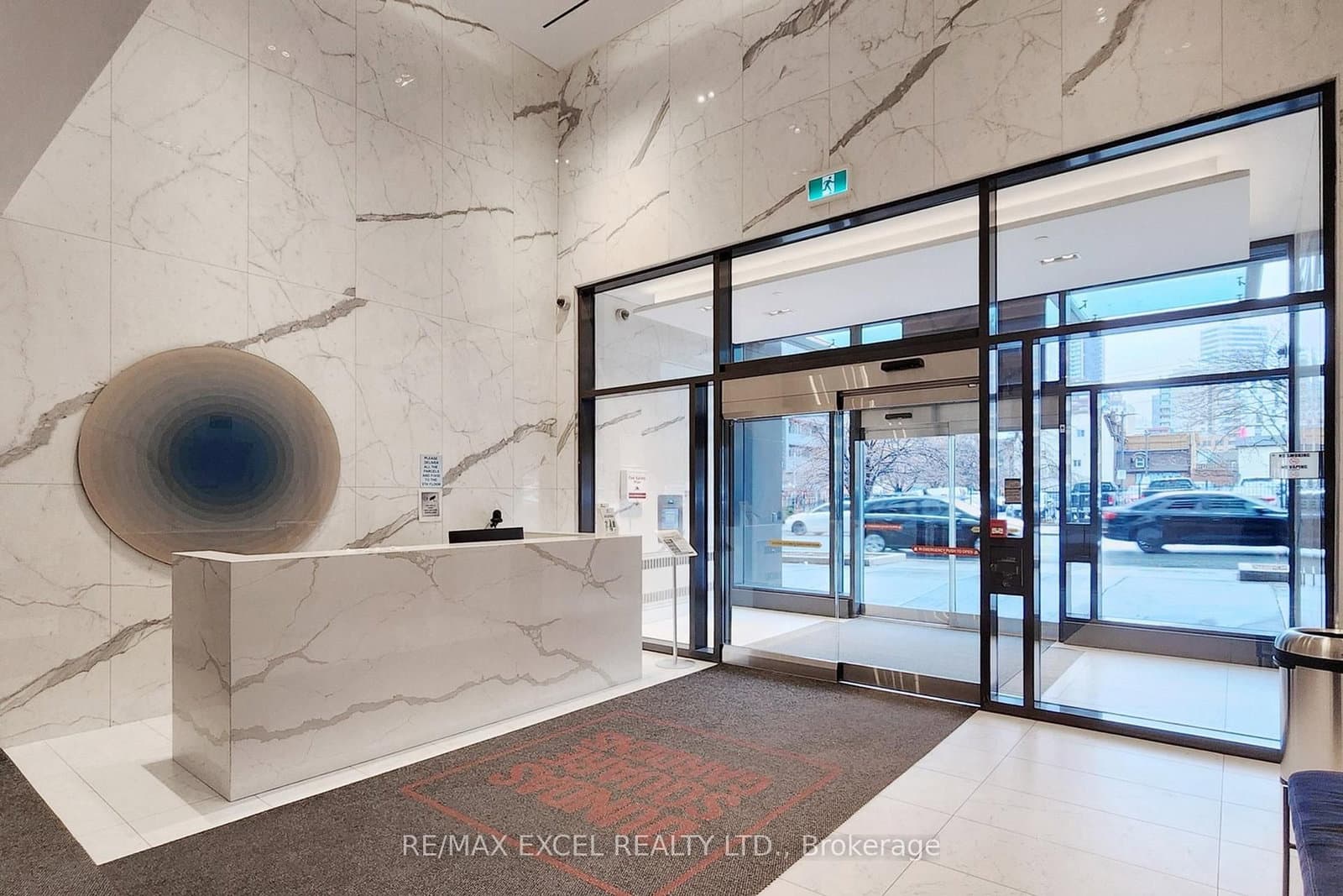 251 Jarvis Street, Unit 4203 thumbnail 3